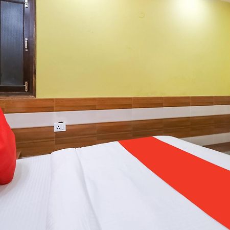 Hotel O Mayur Plaza Делхи Екстериор снимка