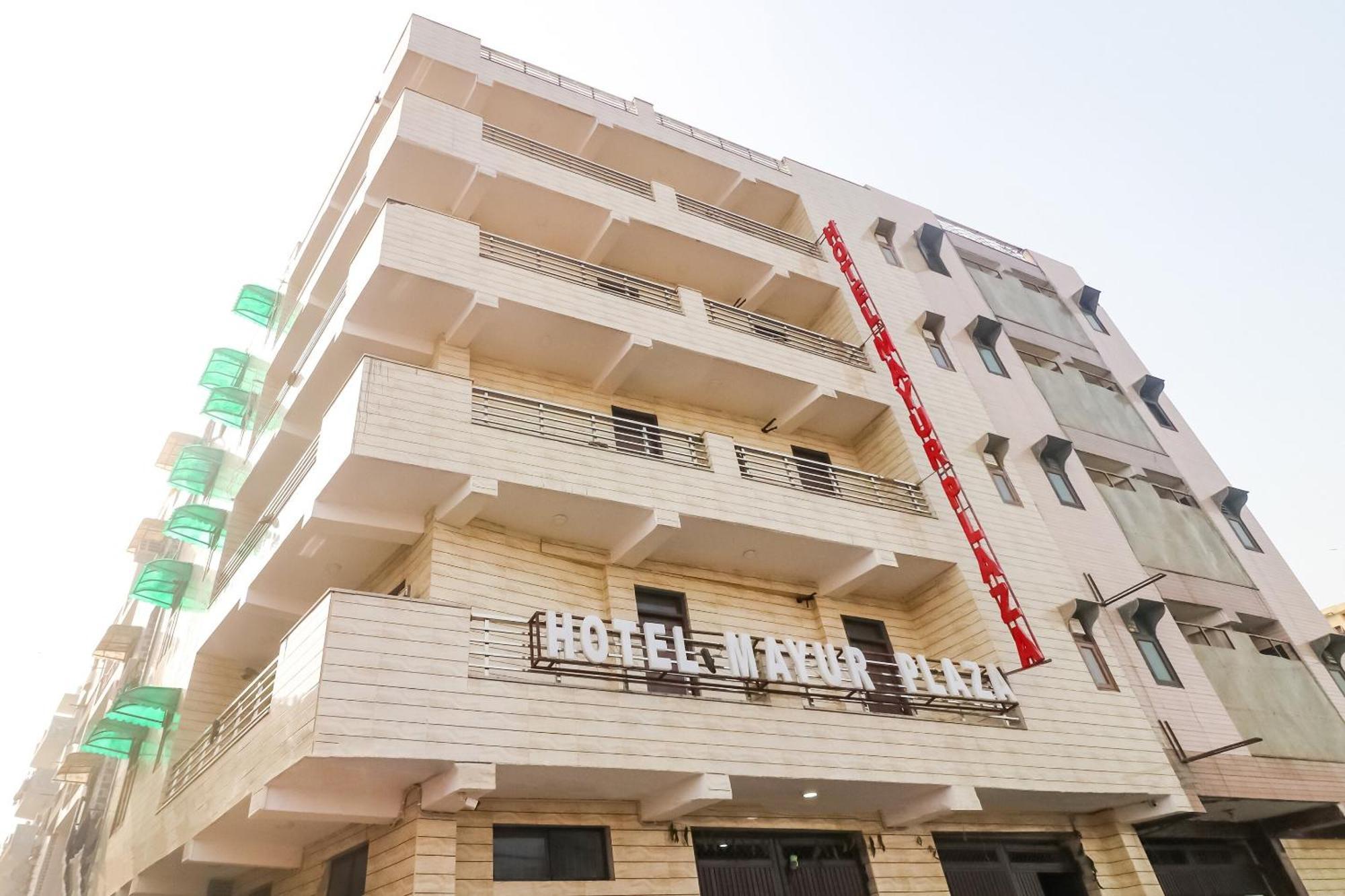 Hotel O Mayur Plaza Делхи Екстериор снимка